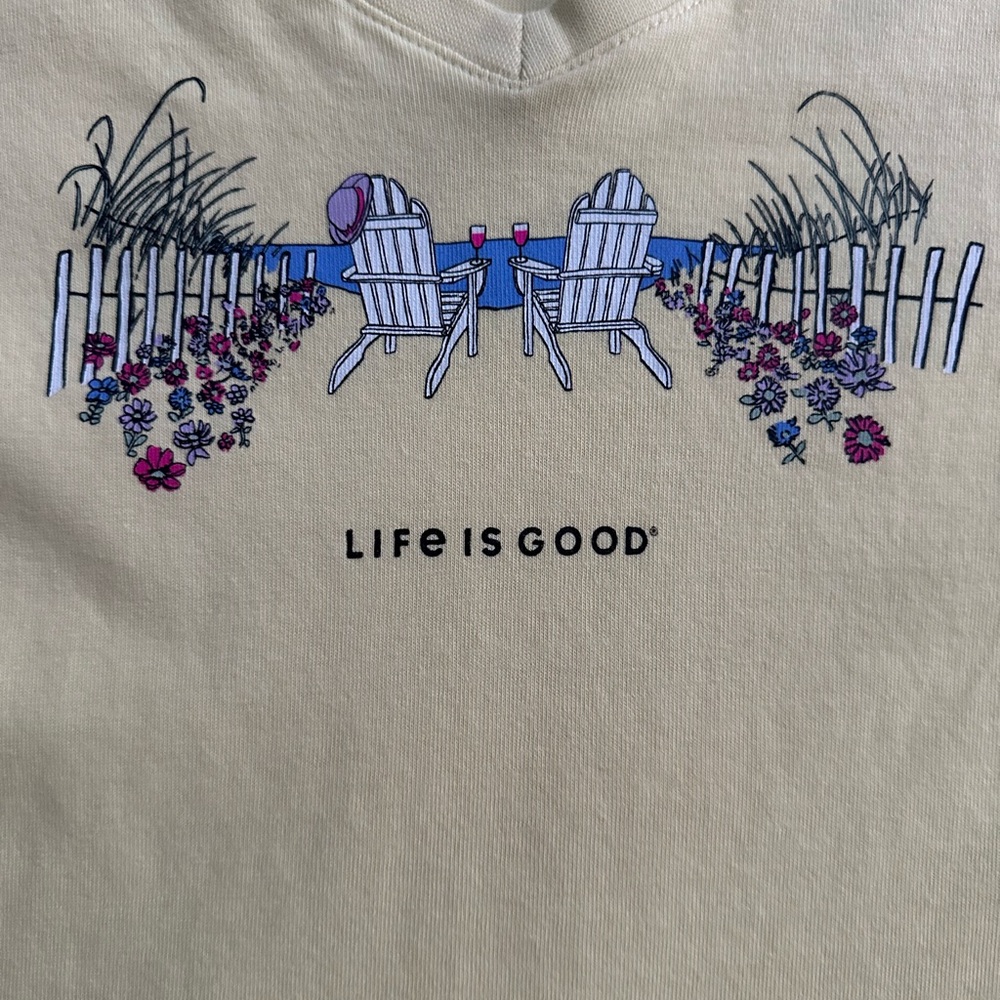 Life is Good T-shirt - Picture 2 of 4